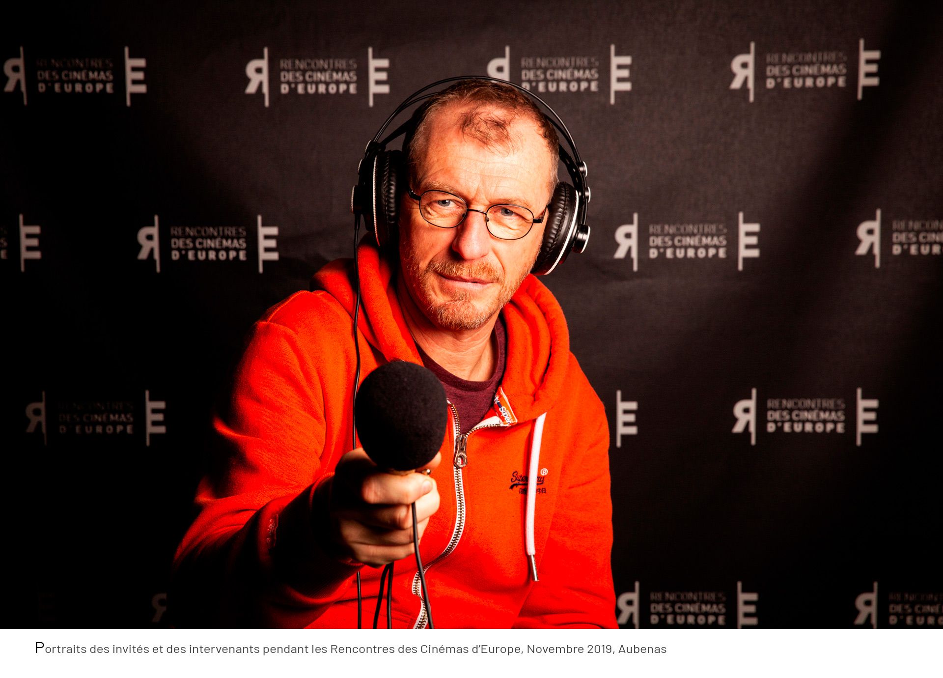 Portrait pendant un festival de cinéma, par Vanessa Chambard, photographe en Drôme Ardèche
